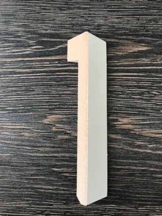 Eindstuk MDF Overzetplint 18x120 RAL9010 Links